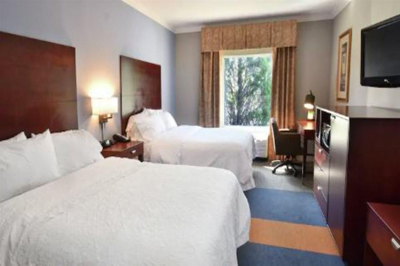 Hampton Inn Александер-Сити Экстерьер фото